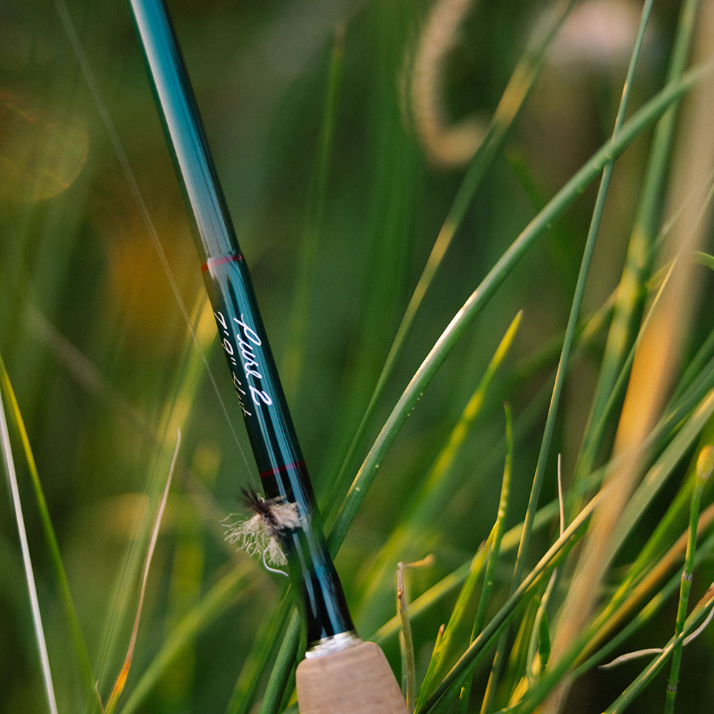 cheap graphite fly fishing rods Winston Pure 2 8'3" 4wt Fly Rod