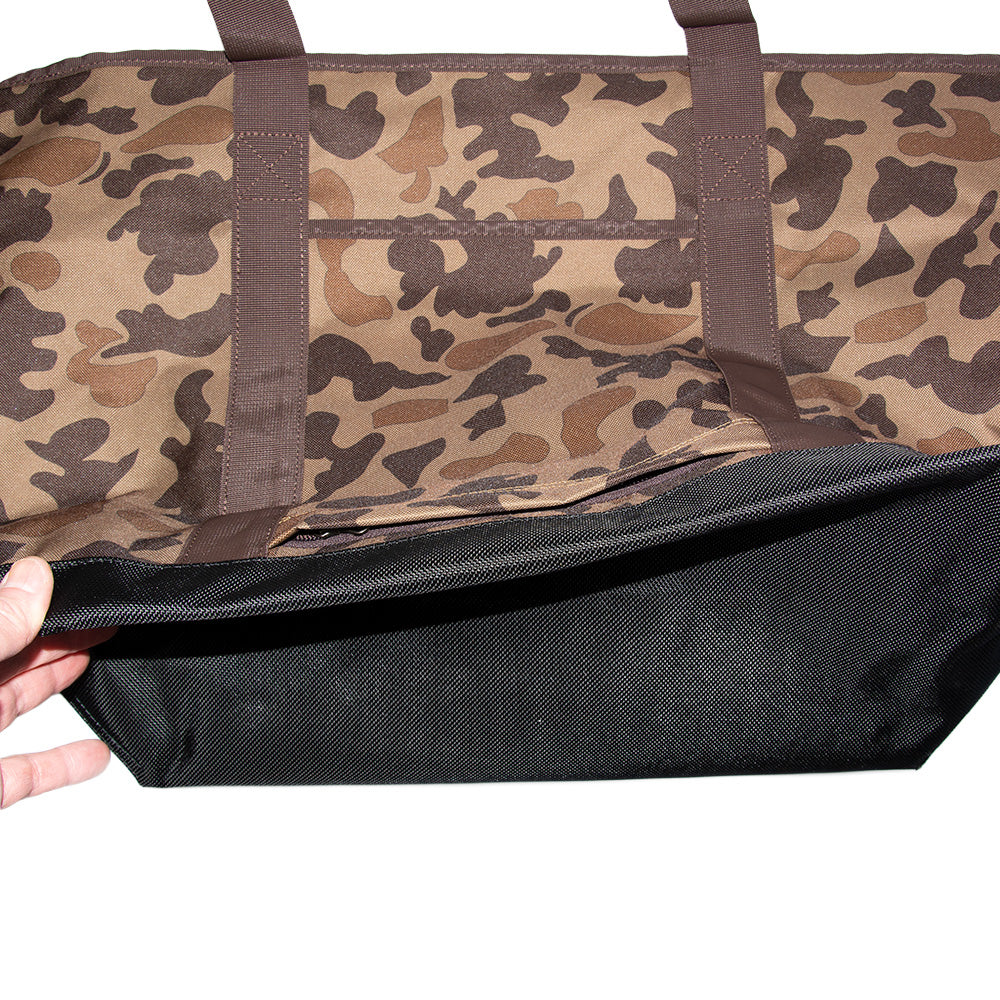 Adventure Tote Camo bottom view