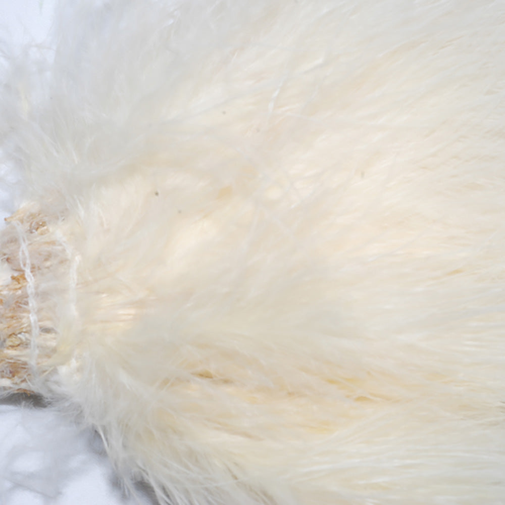 Marabou feathers in cream