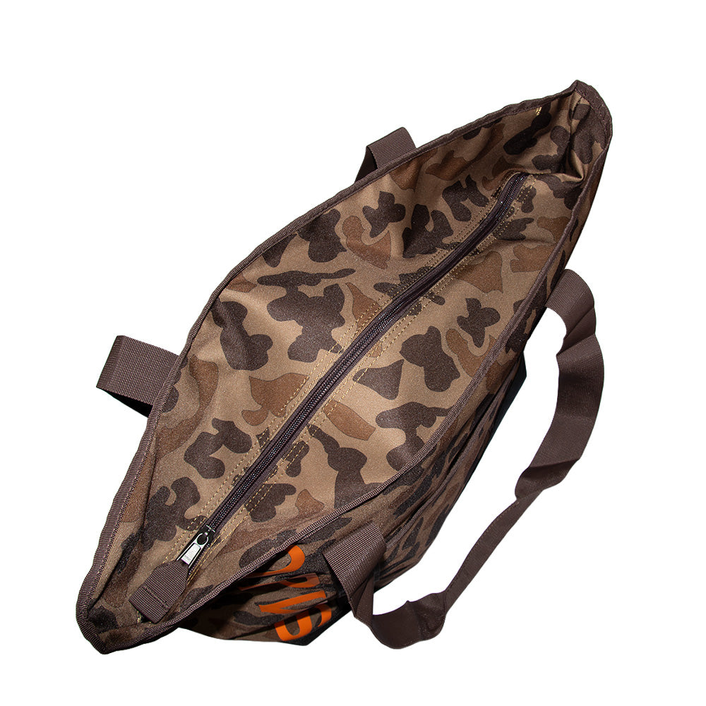 Orvis Adventure Tote in camo top view