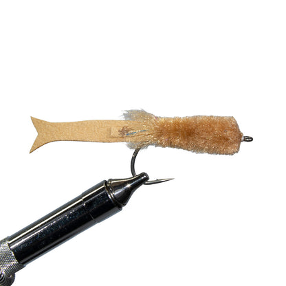 Chuck Kraft Baitfish streamer fly in Tan color for smallmouth bass and musky fly fishing.