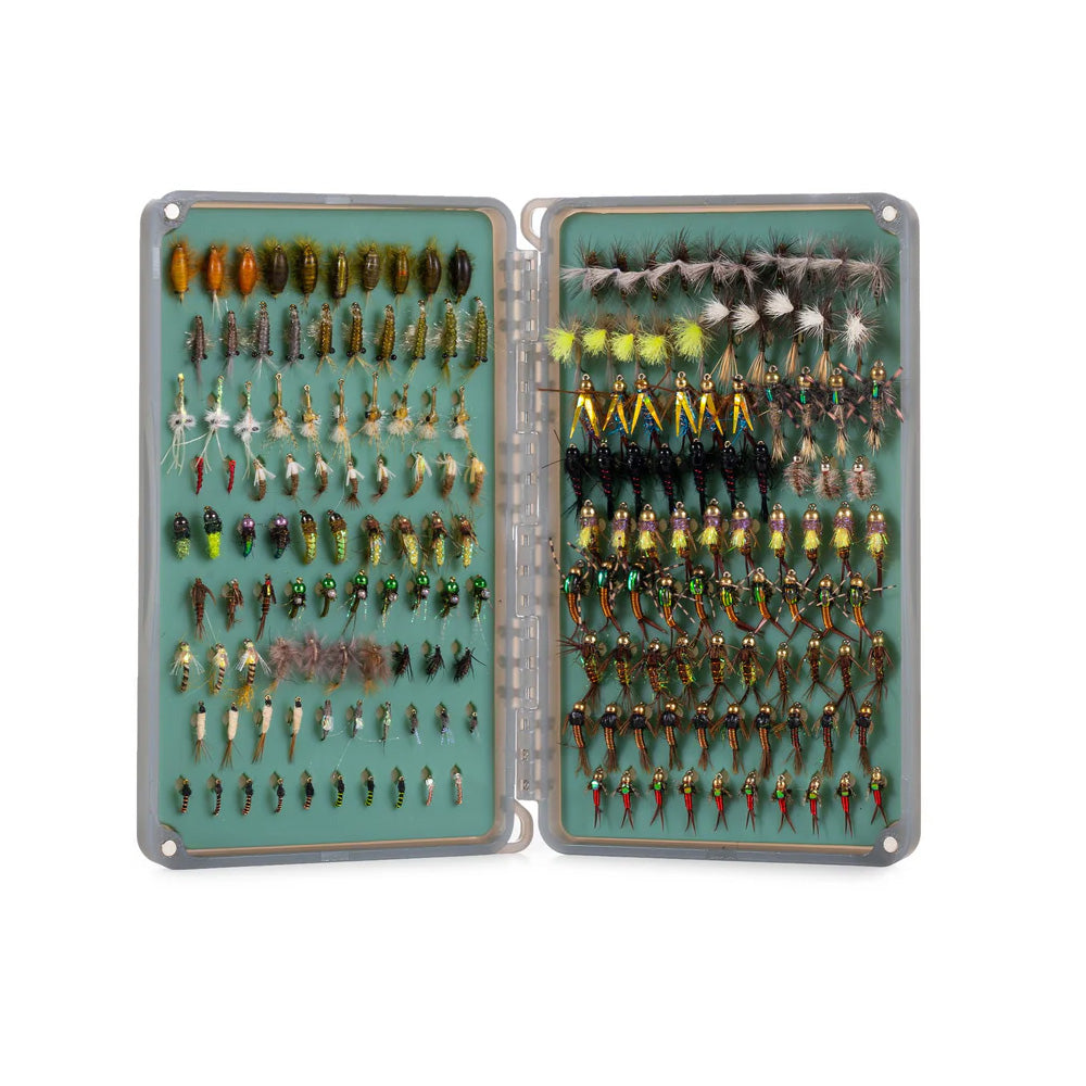 Tacky Daypack 2X fly box with flies